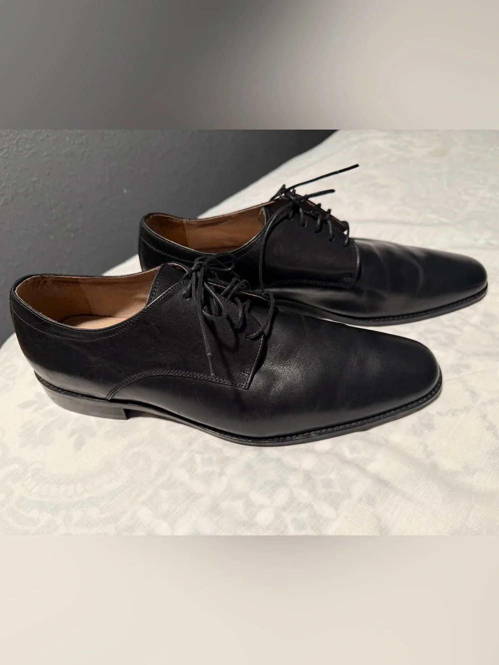 Banana Republic Black Leather Derby Dress Shoes size 11M